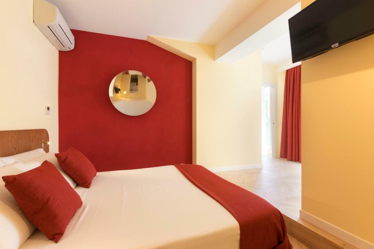 Metropolitan Suites Ancona Bagian luar foto